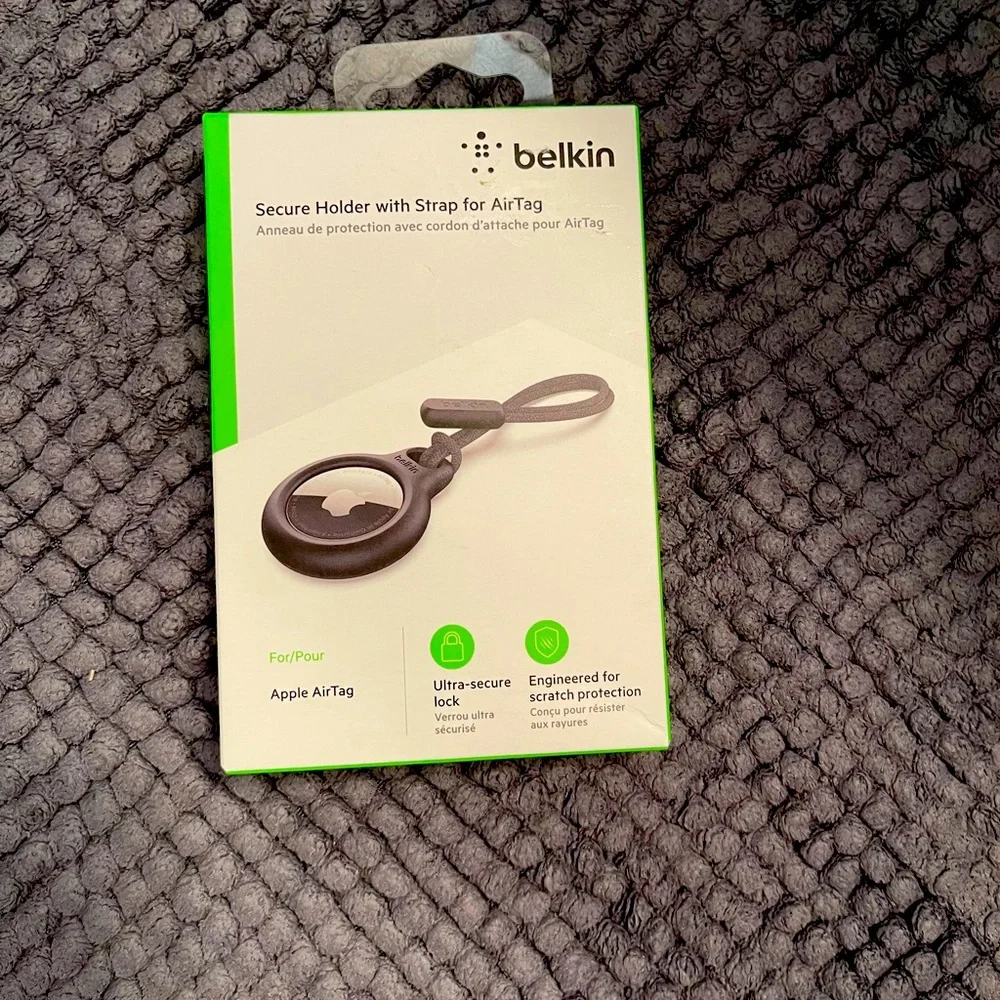 Belkin Secure Holder with Strap for Air Tag